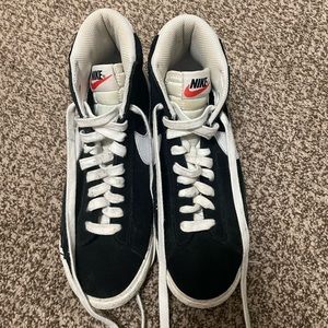Black Nike Blazers high top